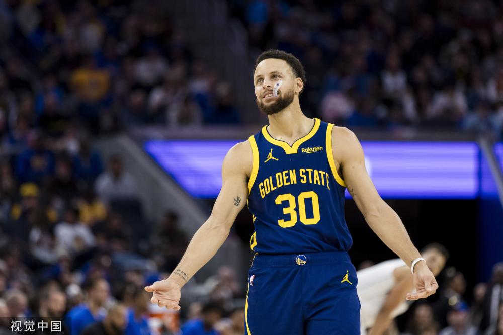 也越发尴尬 也越发尴尬